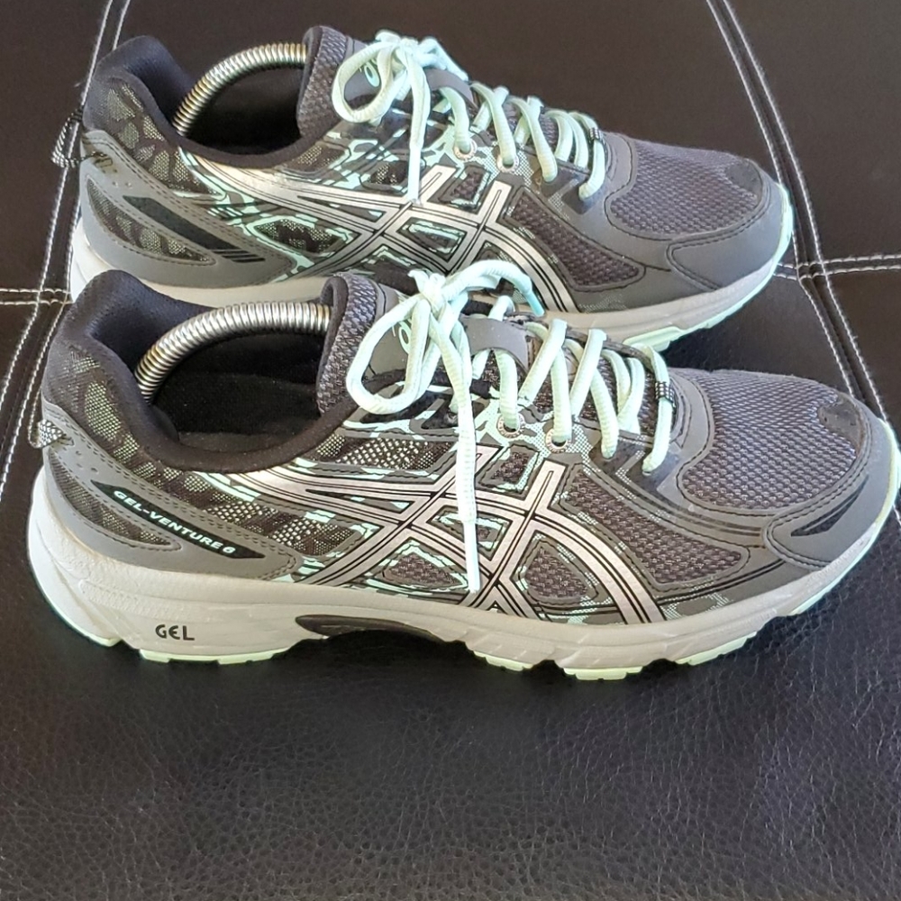 Asics gel venture 6 running shoes